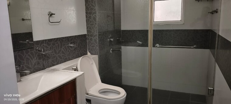 Bathroom, jayabheri-orange-county 3 Bedroom 2440 Sq.Ft. Apartment In Gachibowli Hyderabad 9310413