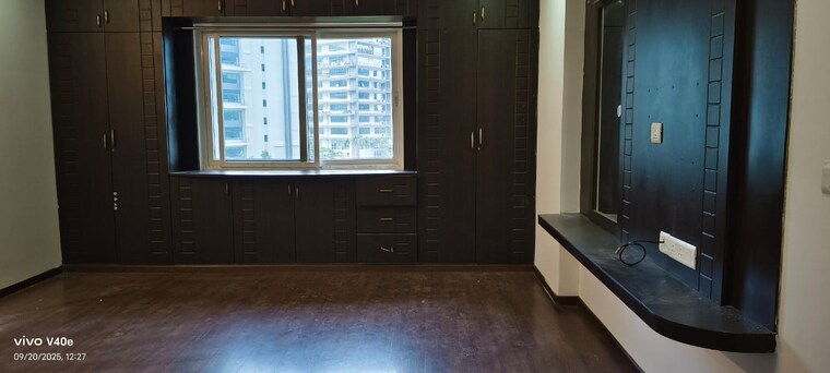 Room, jayabheri-orange-county 3 Bedroom 2440 Sq.Ft. Apartment In Gachibowli Hyderabad 9310413