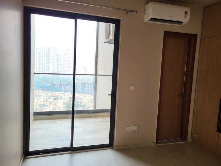 Room, m3m-heights 2 Bedroom 1350 Sq.Ft. Apartment In Sector 65 Gurgaon 9310419