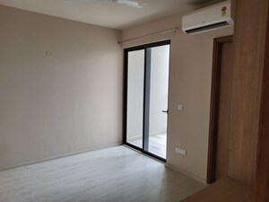 Room in 2 BHK Apartment at M3M Heights, Sector 65 – for Rent