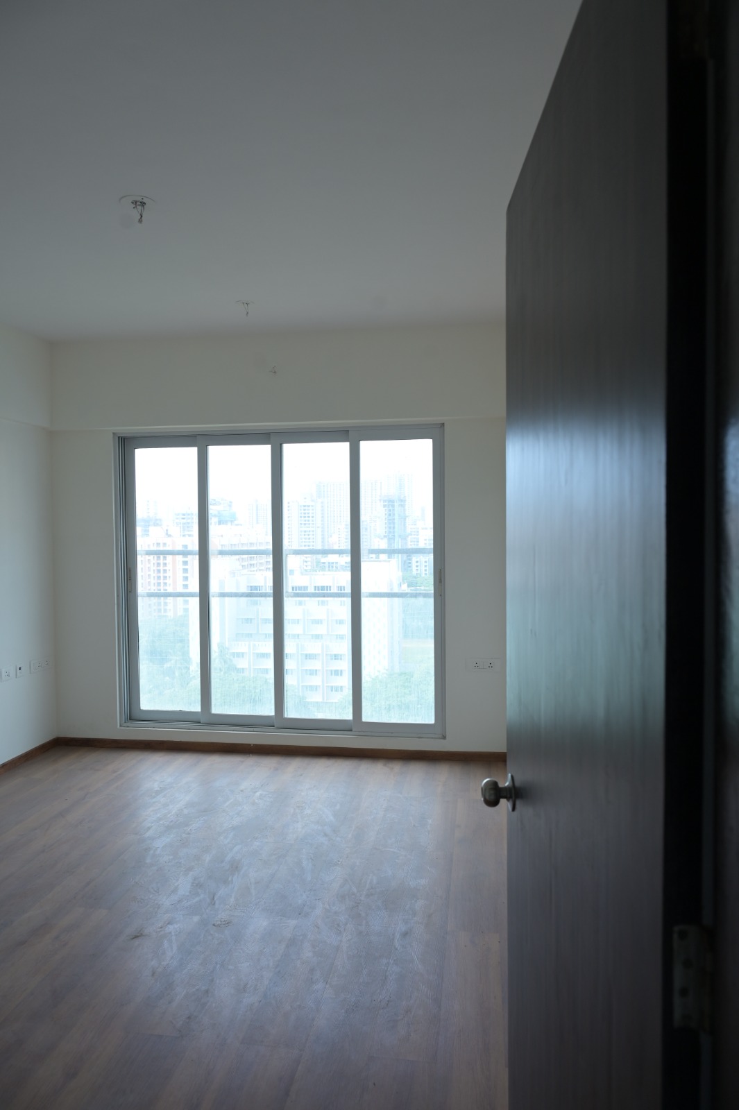 1 BHK Apartment For Rent in Omkar Signet
