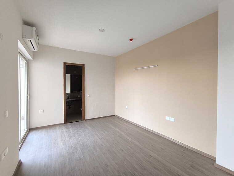 Room, the-center-court 3 Bedroom 888 Sq.Ft. Apartment In Sector 88a Gurgaon 9310436