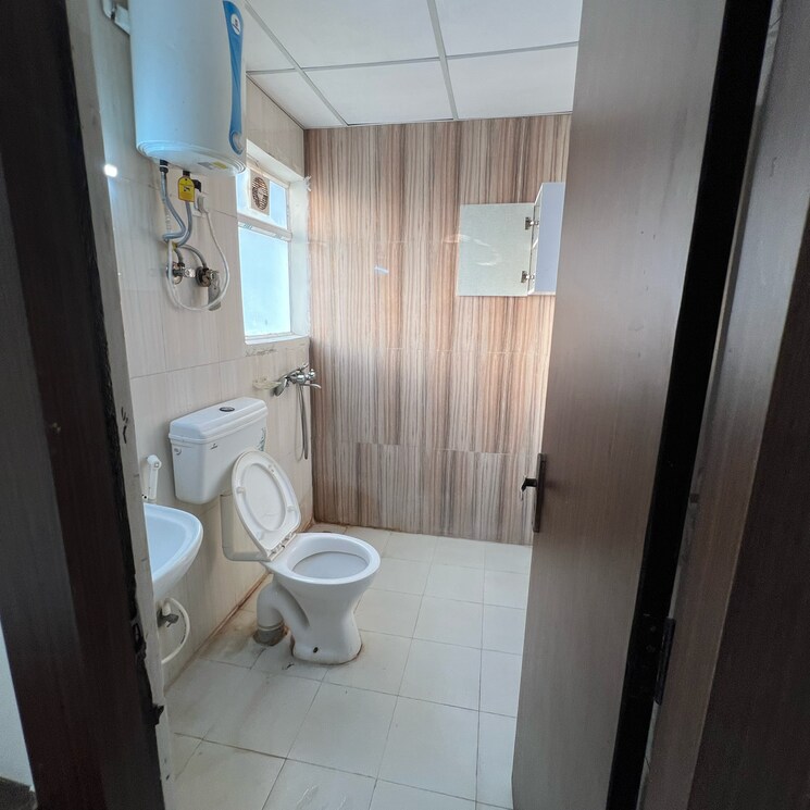 Bathroom, pivotal-riddhi-siddhi 2 Bedroom 587 Sq.Ft. Apartment In Sector 99 Gurgaon 9310443