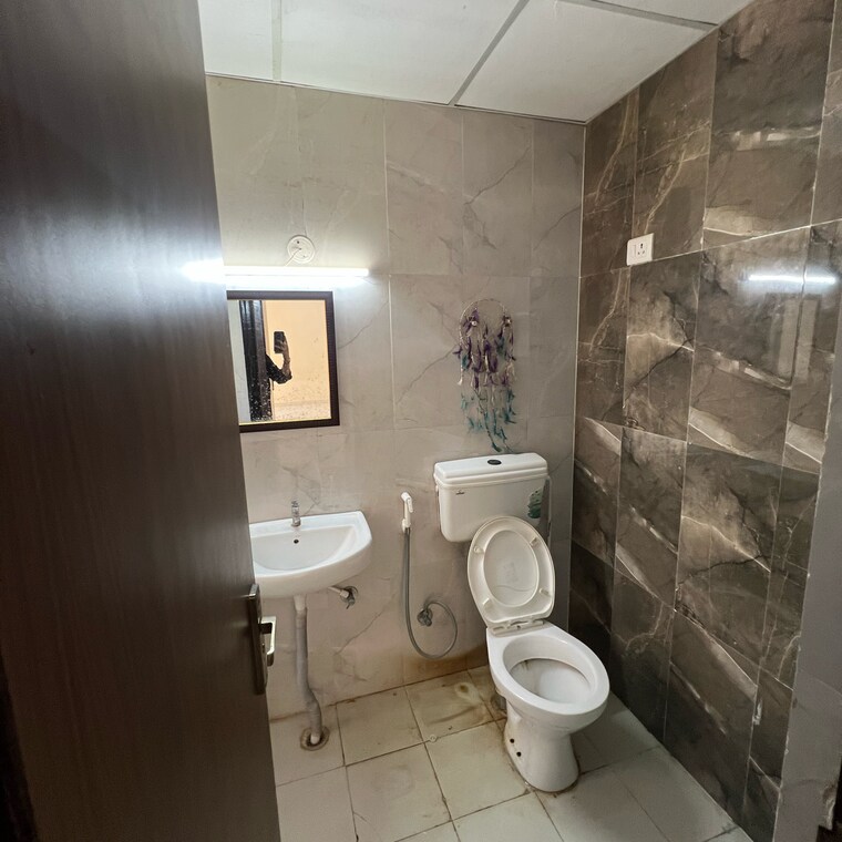 Bathroom, pivotal-riddhi-siddhi 2 Bedroom 587 Sq.Ft. Apartment In Sector 99 Gurgaon 9310443