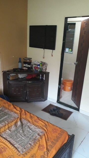 Furnished Amenities in 2 BHK Apartment at Virgo Heights, Bandra West – for Rent