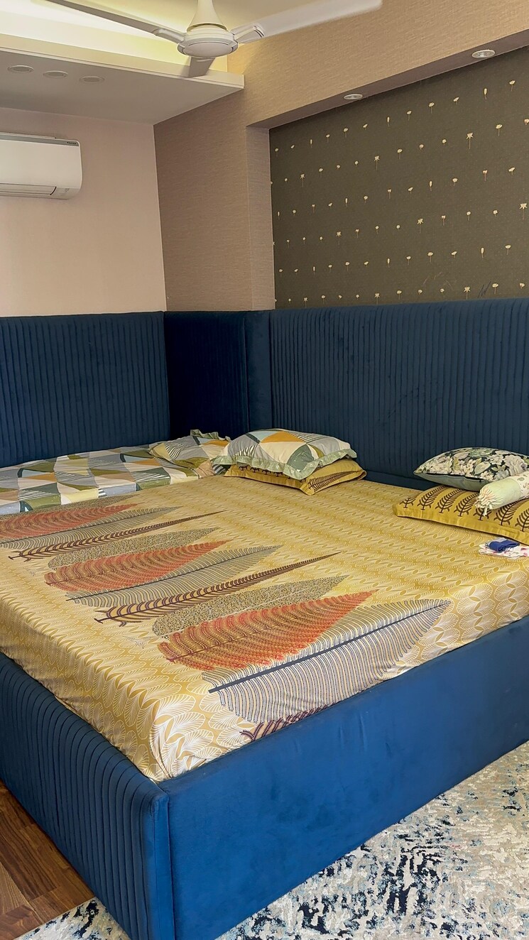 Bedroom, veera-safdarjung-enclave 3 Bedroom 1800 Sq.Ft. Builder Floor In Safdarjung Enclave Delhi 9310504