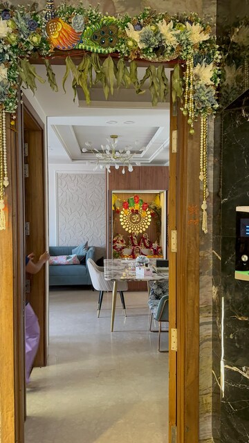 Living Room in 3 BHK Builder Floor at Veera Safdarjung Enclave, Safdarjung Enclave – for Sale