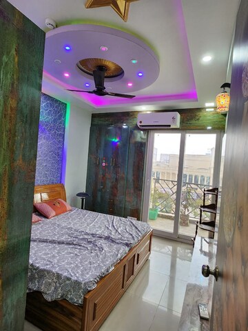 Bedroom in 4 BHK Apartment at Saya Gold Avenue, Vaibhav Khand – for Rent