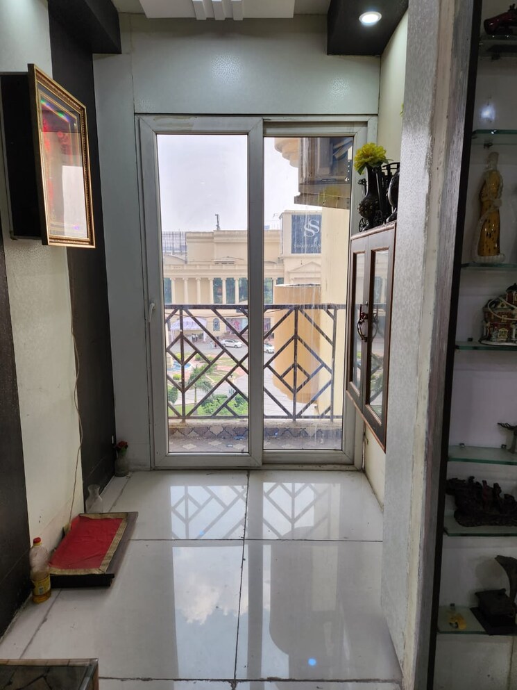 Kitchen, saya-gold-avenue 4 Bedroom 2370 Sq.Ft. Apartment In Vaibhav Khand Ghaziabad 9310501