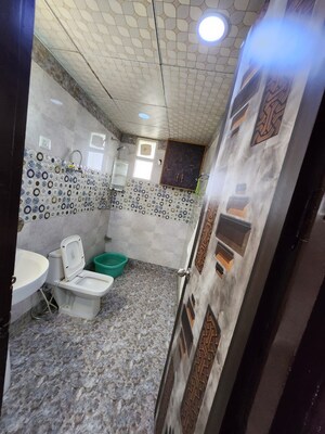 Bathroom in 4 BHK Apartment at Saya Gold Avenue, Vaibhav Khand – for Rent