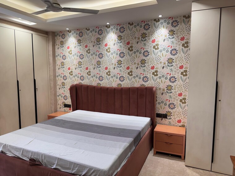 Bedroom, veera-safdarjung-enclave 3 Bedroom 1800 Sq.Ft. Builder Floor In Safdarjung Enclave Delhi 9310504