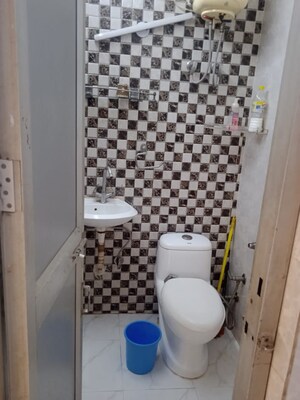  1 RK Builder Floor at Lajpat Nagar – for Rent