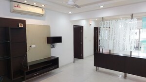 Room in 4 BHK Apartment at Jayabheri Orange County, Gachibowli – for Rent