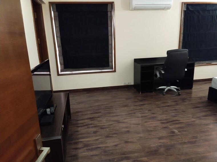 Living Room, vipul-belmonte 3 Bedroom 2450 Sq.Ft. Apartment In Sector 53 Gurgaon 9310469