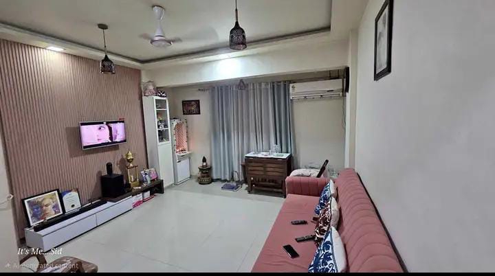 1 BHK 600 Sq.Ft. Apartment in Lodha Park CHS