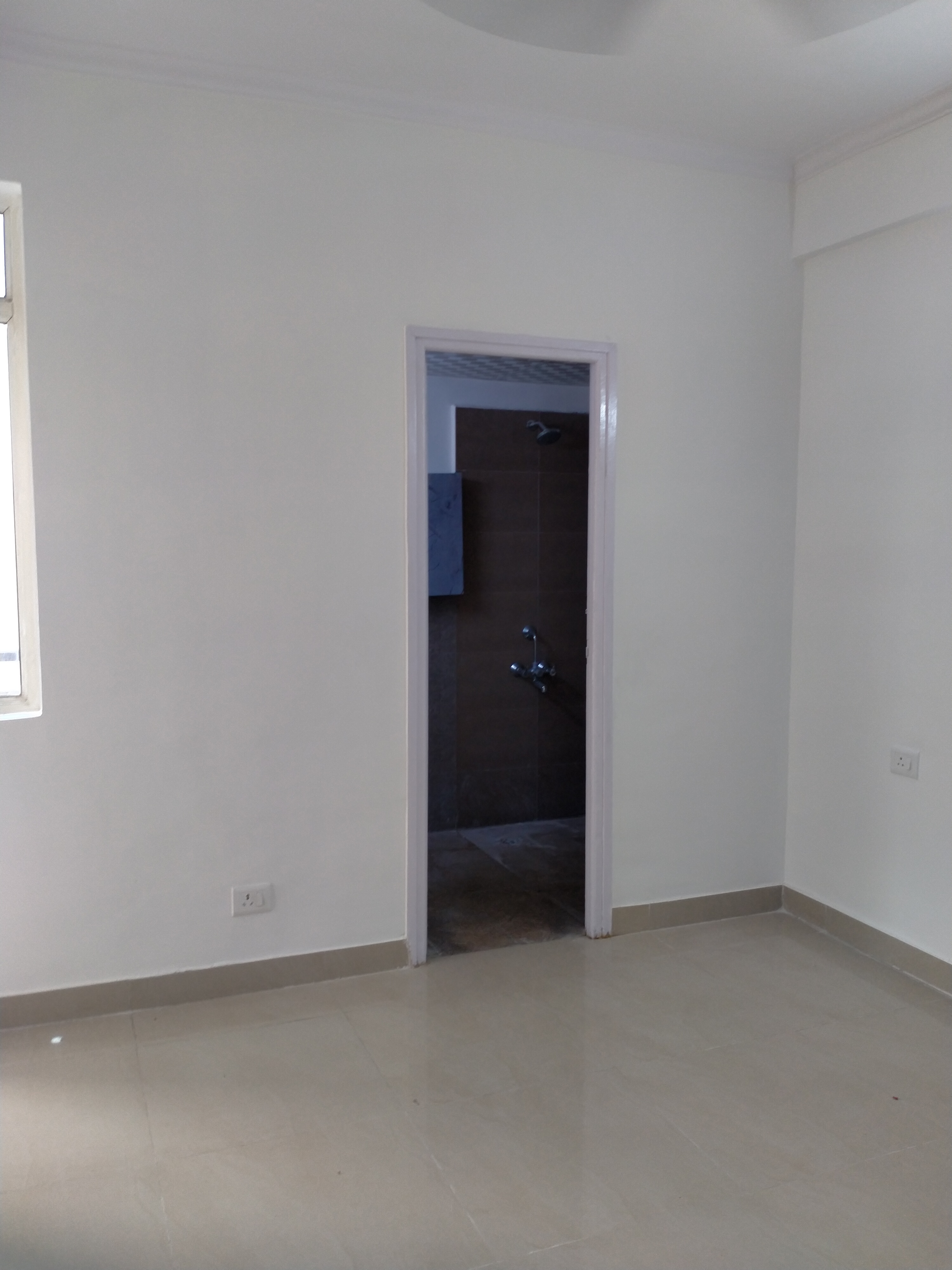 2 BHK Apartment For Rent in Suncity Avenue 76
