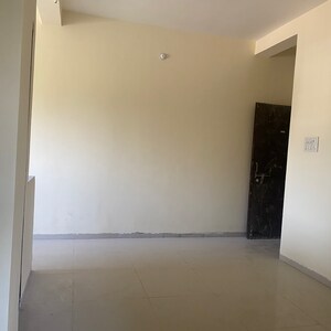 Room in 1 BHK Builder Floor at Sector 46 – for Rent