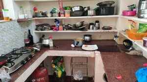 Furnished Amenities in 5 BHK Builder Floor at Chromepet – for Sale