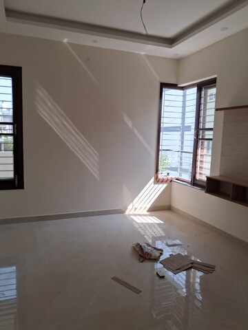 Room in 3 BHK Villa at Shimla Bypass Road – for Sale