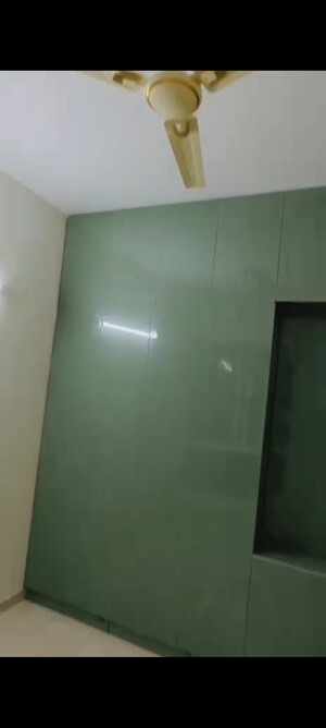 Room in 2 BHK Apartment at Signature Global Proxima, Sector 89 – for Rent