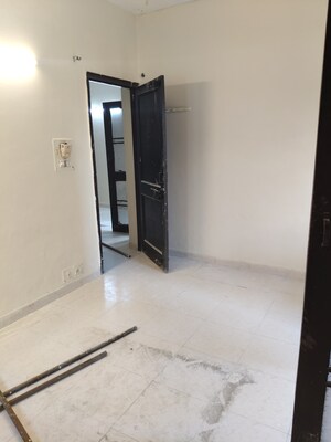 Room in 2 BHK Apartment at IRWO Westend Towers, Sector 47 – for Rent