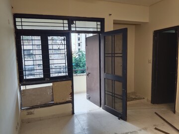 Room in 2 BHK Apartment at IRWO Westend Towers, Sector 47 – for Rent
