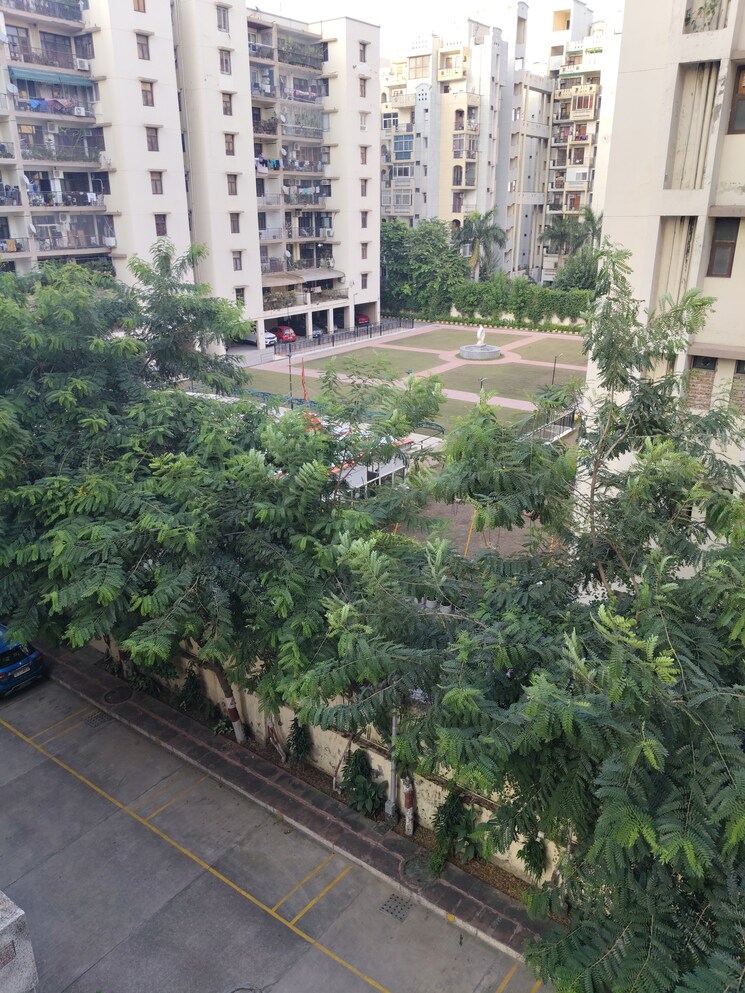 Exterior View, irwo-westend-towers 2 Bedroom 950 Sq.Ft. Apartment In Sector 47 Gurgaon 9310700