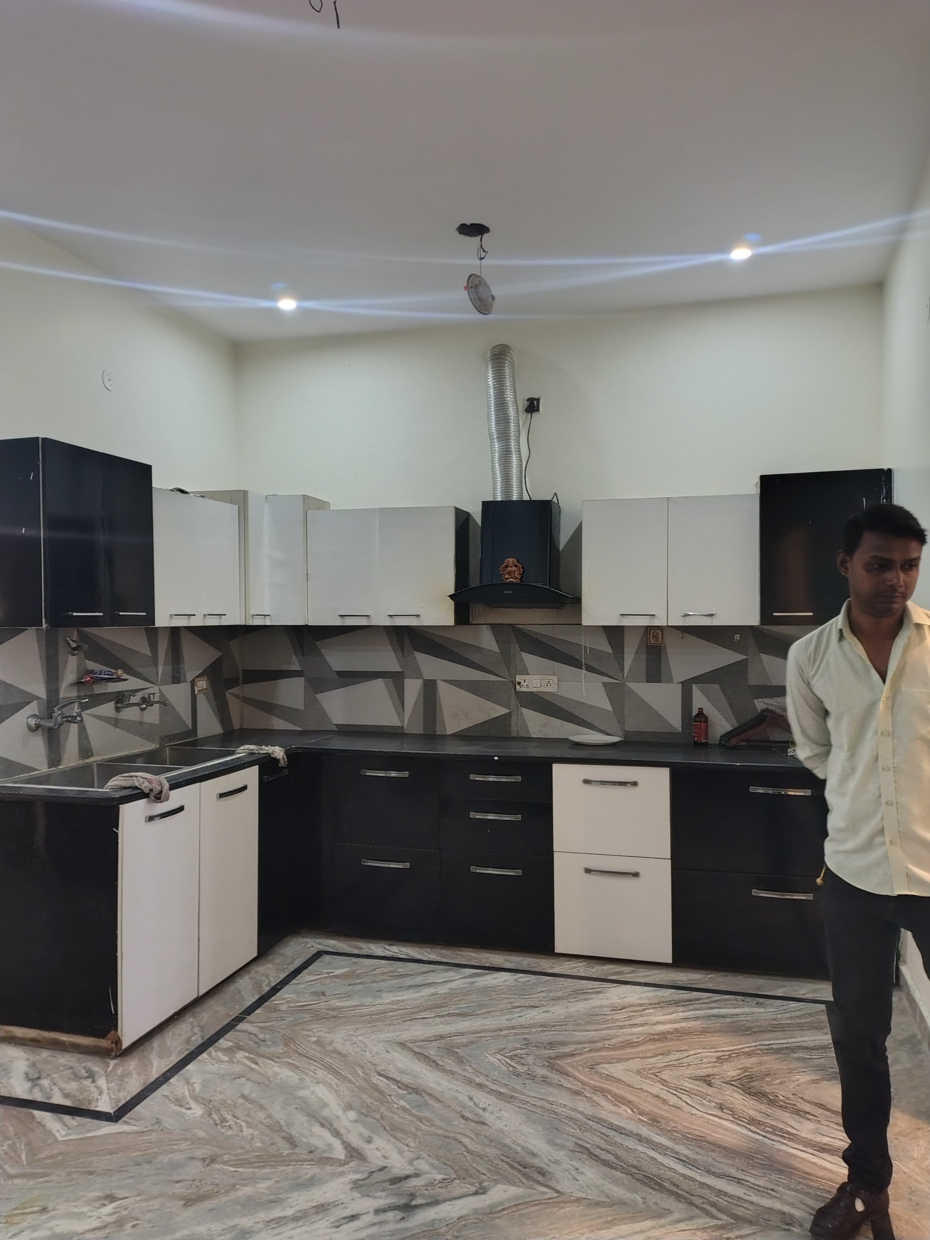 2 BHK Independent House For Rent in Shimla Bypass Road