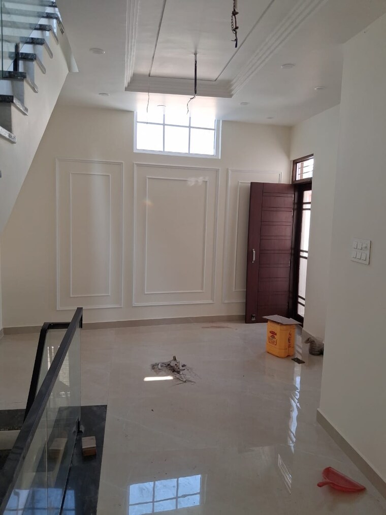 Bathroom, shimla bypass road 3 Bedroom 132 Sq.Yd. Villa In Shimla Bypass Road Dehradun 9310673