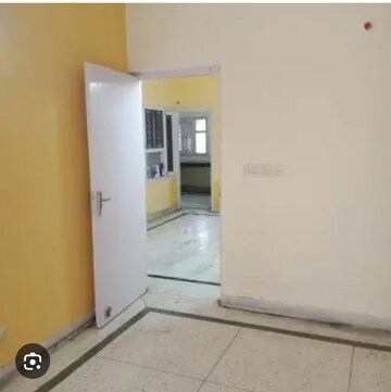 Room in 4 BHK Apartment at Gaur Atulyam, Omicron I Greater Noida – for Sale
