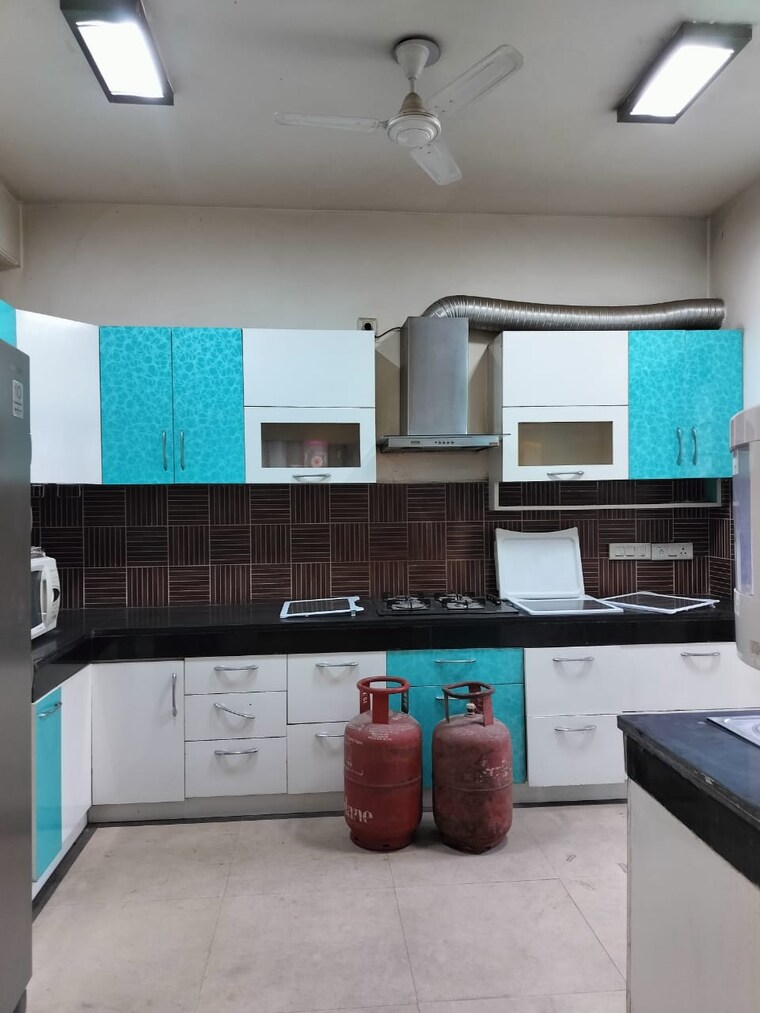 Kitchen, cameron-courts 3.5 Bedroom 2700 Sq.Ft. Apartment In Sector 43 Gurgaon 9310744