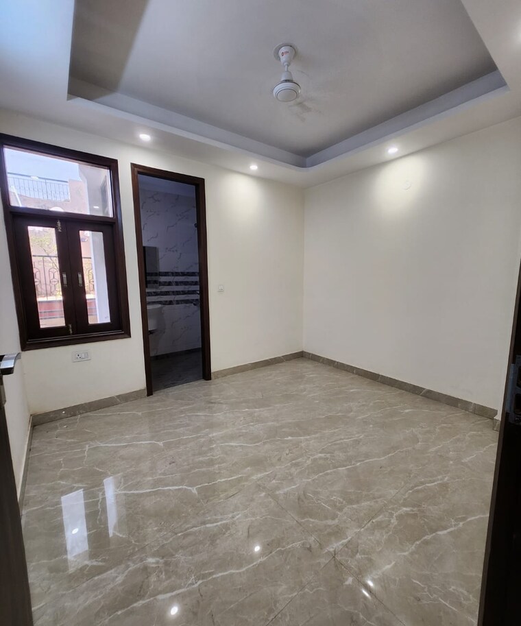 Room, saket 2 Bedroom 806 Sq.Ft. Builder Floor In Saket Delhi 9310760