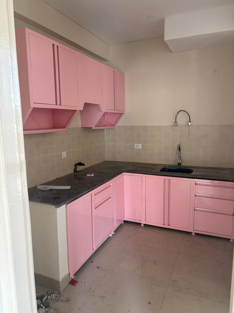 Kitchen, imperia-esfera 3 Bedroom 1650 Sq.Ft. Apartment In Sector 37c Gurgaon 9310792