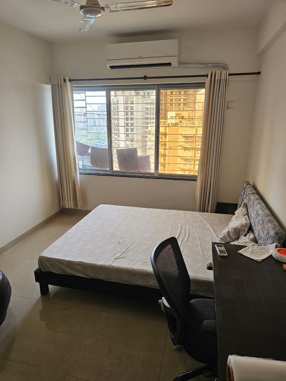 3 BHK Apartment For Rent in SSD Goregaon Pearl CHSL