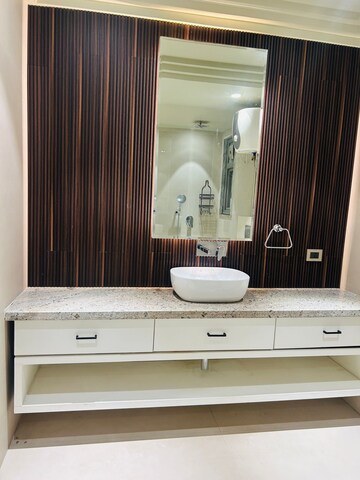 Bedroom in 3 BHK Builder Floor at Unitech South City II, Sector 50 – for Rent