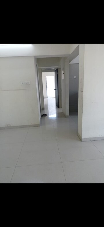 Room in 2 BHK Apartment at Unique Poonam Estate Cluster 2, Mira Road – for Sale