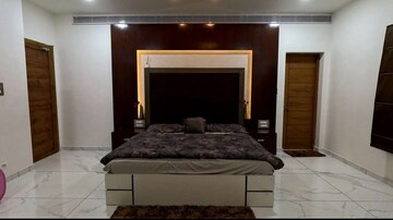 Bedroom in 4 BHK Independent House at Nehru Nagar West – for Sale