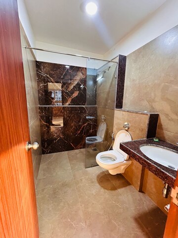 Furnished Amenities in 2 BHK Apartment at Amanora Ascent Towers, Hadapsar – for Rent