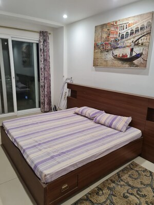 Bedroom in 4 BHK Builder Floor at Surya CGHS, Sector 43 – for Rent