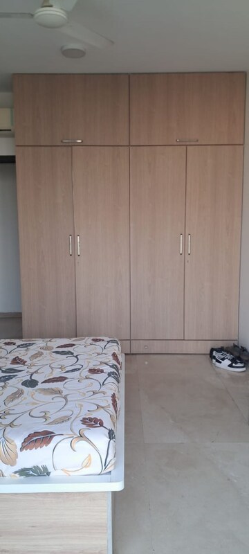 Bathroom in 3 BHK Apartment at Oberoi Exquisite Goregaon, Goregaon East – for Sale