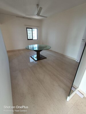 Room in 3 BHK Apartment at Jolly Maker Apartment, Cuffe Parade – for Rent