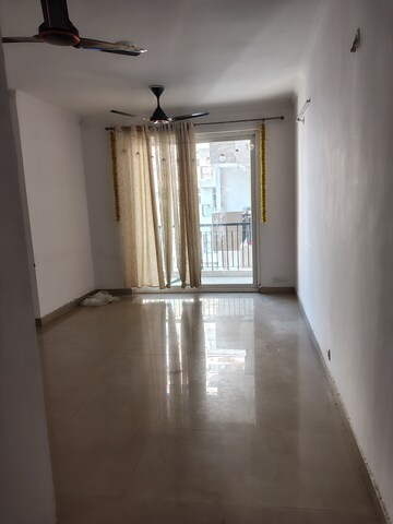 Furnished Amenities in 3 BHK Apartment at Amrapali Leisure Park, Amrapali Leisure Valley – for Rent