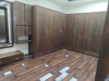 Bedroom in 6+ BHK Villa at Vip Road – for Sale