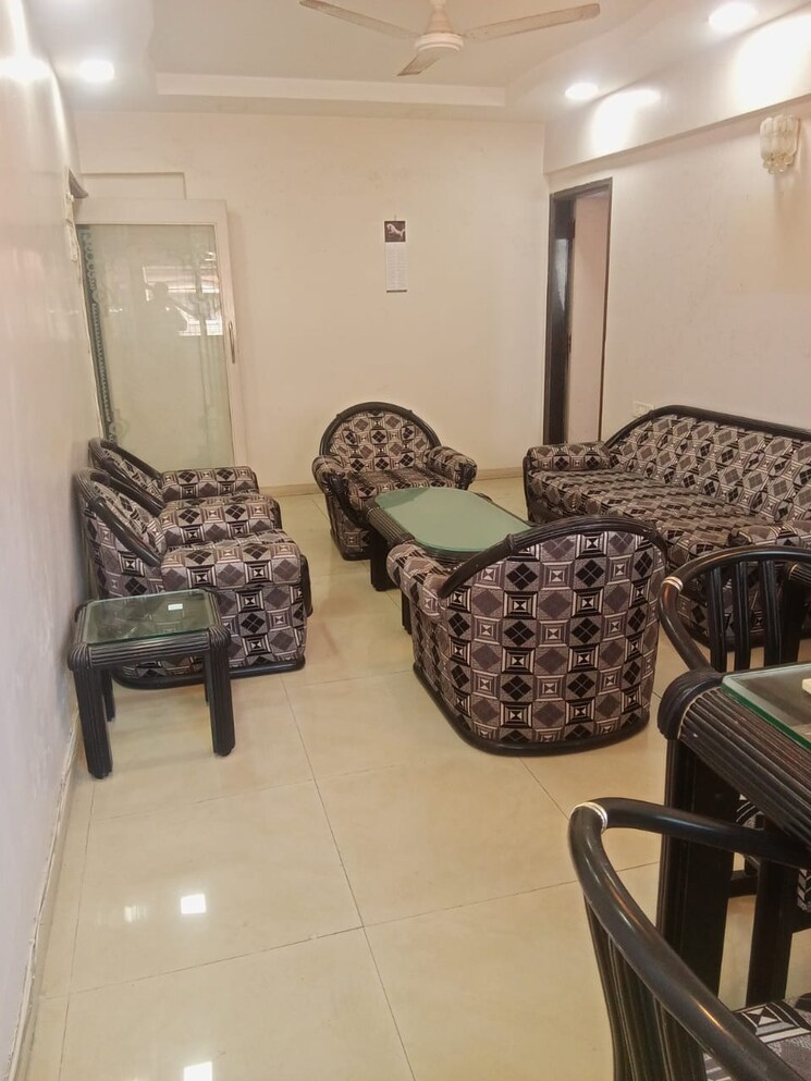 Living Room, sea-lord 2 Bedroom 846 Sq.Ft. Apartment In Cuffe Parade Mumbai 9311060