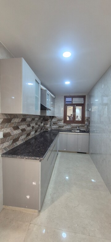 Kitchen in 3 BHK Builder Floor at Aggarwal Colony – for Rent