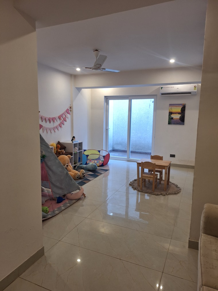 Room, aipl-zen-residences 2 Bedroom 1262 Sq.Ft. Apartment In Sector 70a Gurgaon 9311078