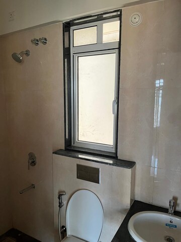 Bathroom in 1.5 BHK Apartment at Sheth Avante, Kanjurmarg West – for Rent