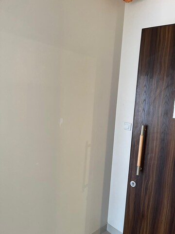 Building Lobby in 1.5 BHK Apartment at Sheth Avante, Kanjurmarg West – for Rent