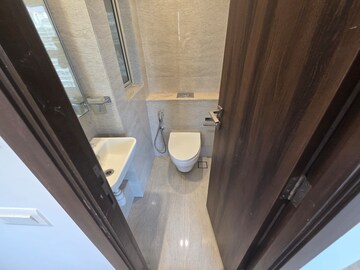 Bathroom in 1 BHK Apartment at Hiranandani Regent Hill, Powai – for Rent