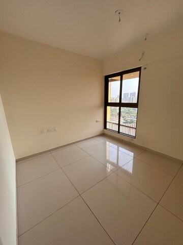 Room in 2 BHK Apartment at Chandak 34 Park Estate, Goregaon West – for Rent